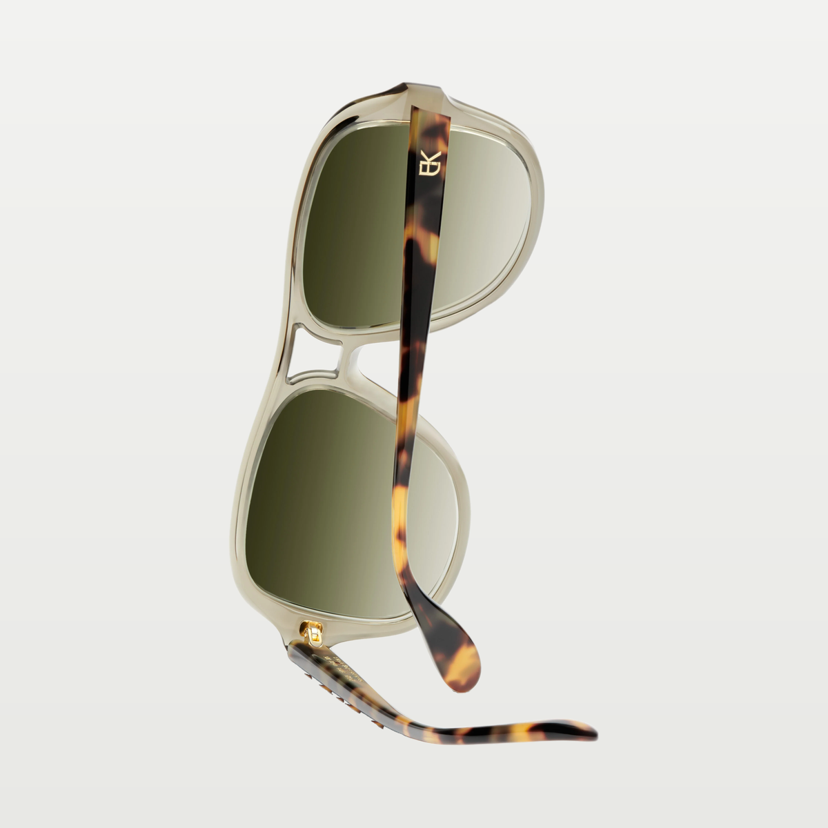 Emmanuelle Khanh Sunglasses ROMA — CRYSTAL OLIVE SCALLOP