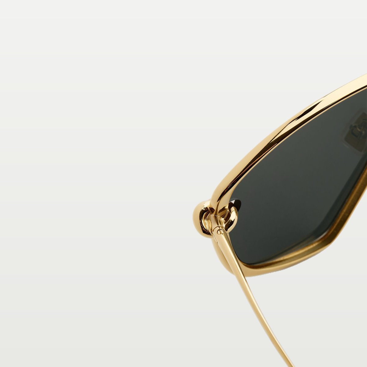 Bottega Veneta Knot Shield Sunglasses in Gold/smoke