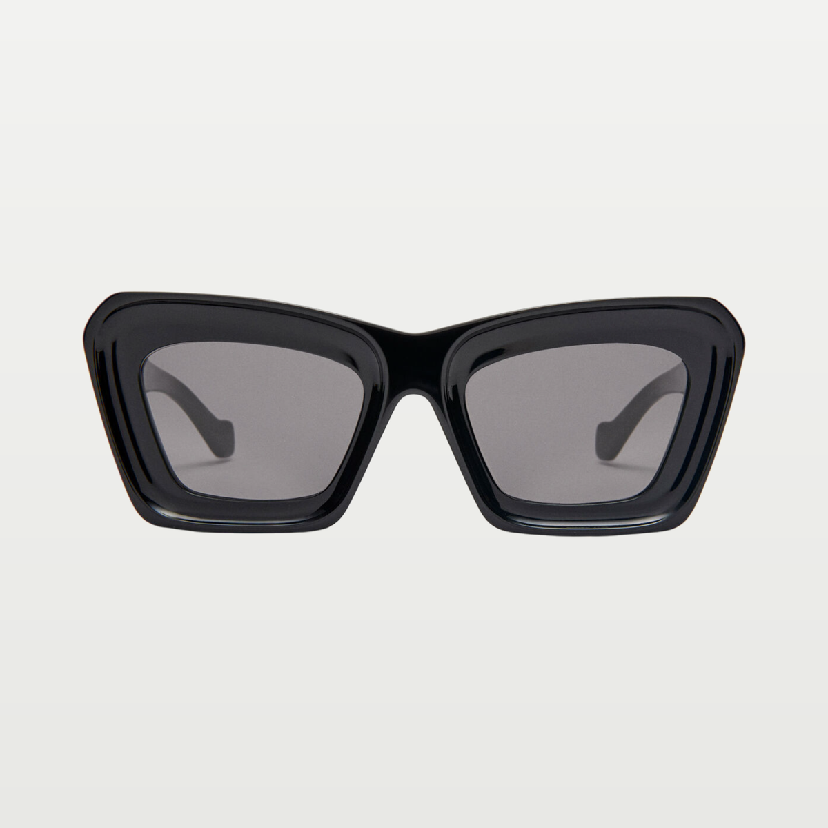 LOEWE Beveled Cateye sunglasses in Black