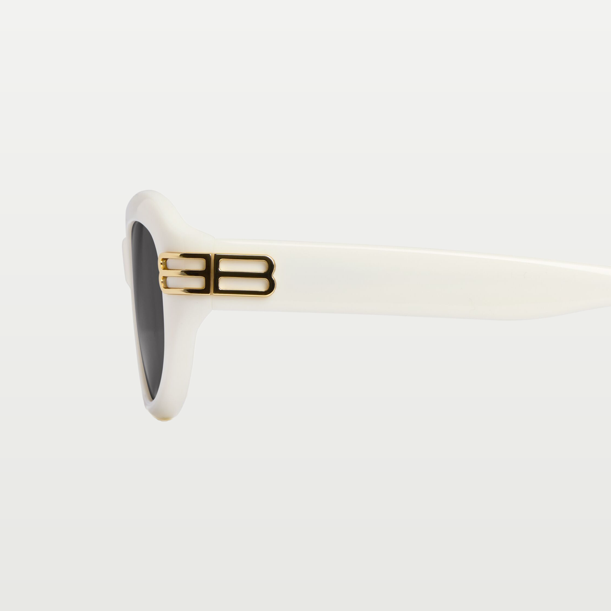 Balenciaga Women's Casino Round Af Sunglasses in Ivory Cream
