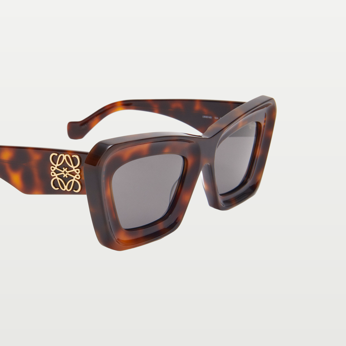 LOEWE Beveled Cateye sunglasses in Havana