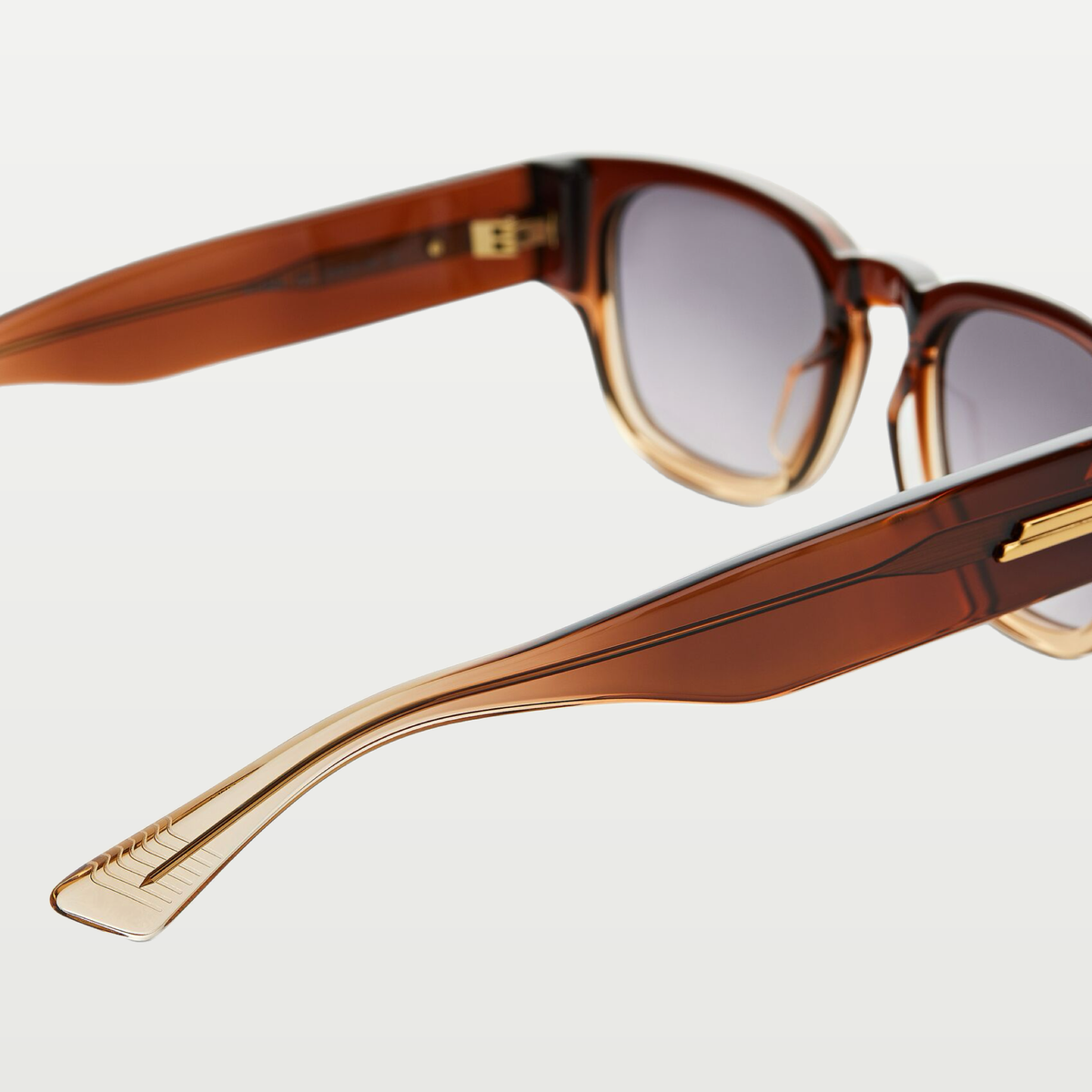 Bottega Veneta Classic Panthos Sunglasses in Brown/grey