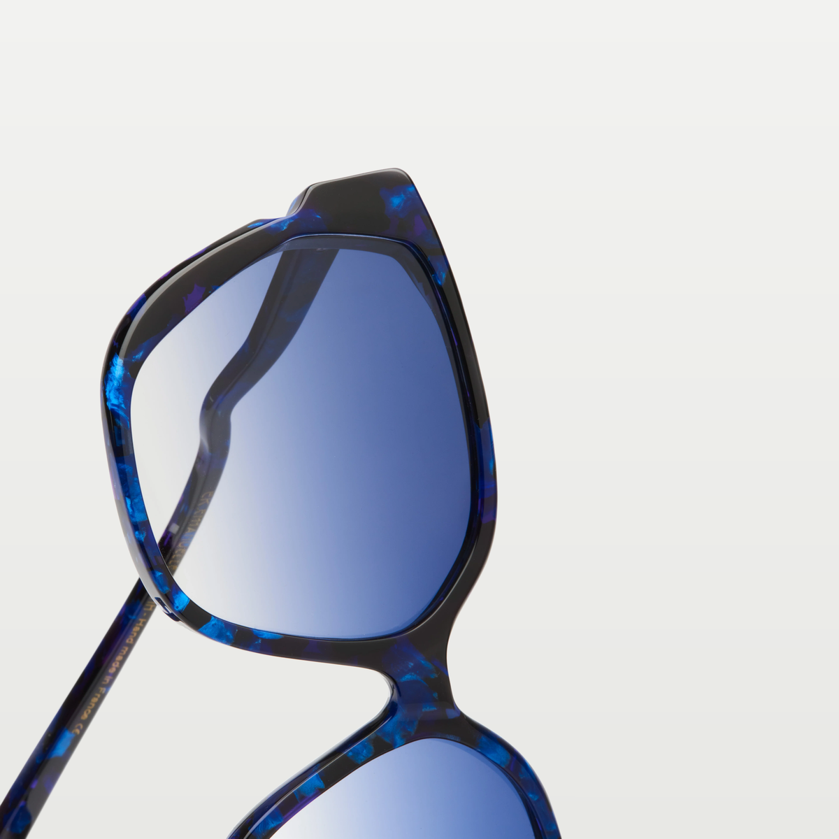 Emmanuelle Khanh Sunglasses 11820N — BLUE MOTHER-OF-PEARL TORTOISESHELL