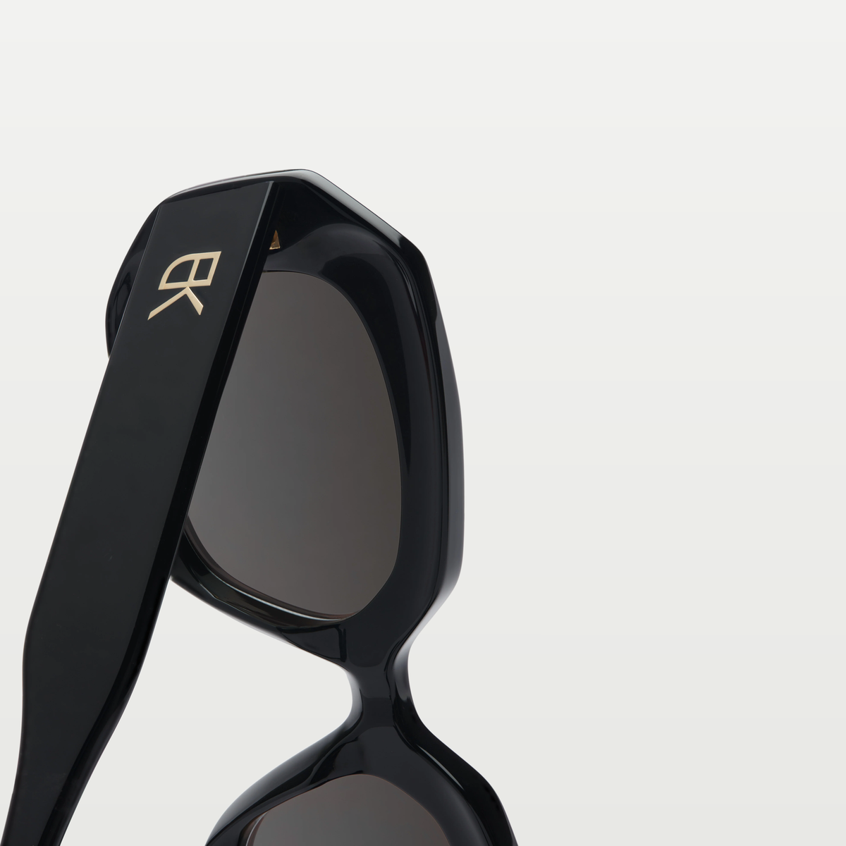Emmanuelle Khanh Sunglasses DIXIE — BLACK GLOSSY