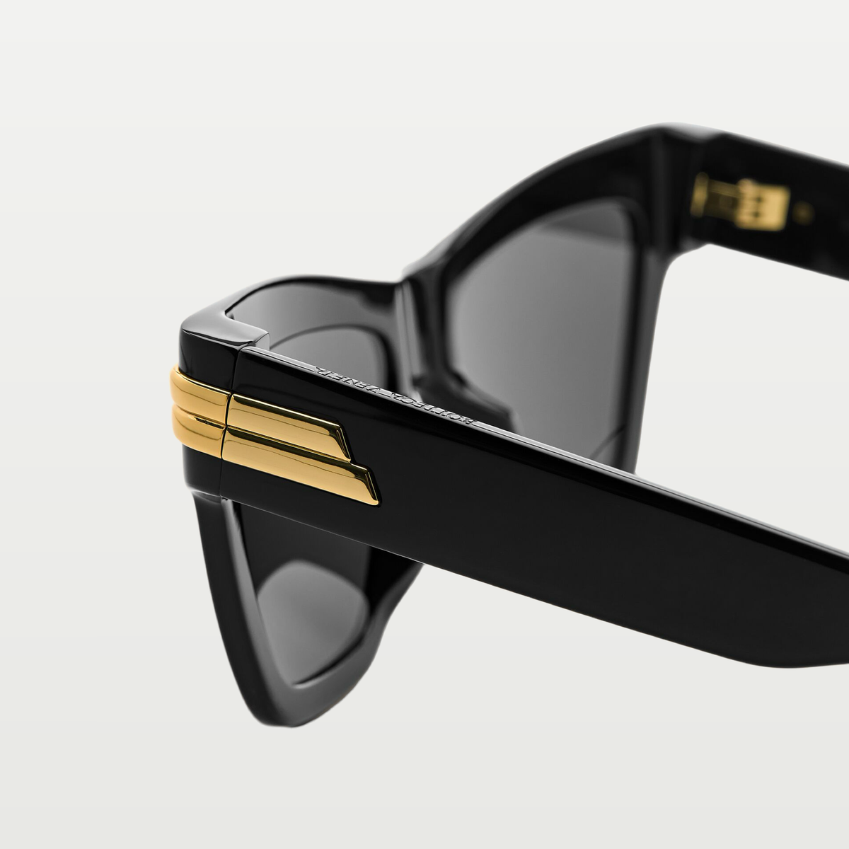 Bottega Veneta Mitre Cat Eye Sunglasses in Black/gray