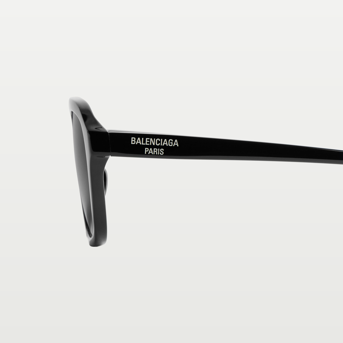 Balenciaga Men's Daily Pilot Sunglasses in Black